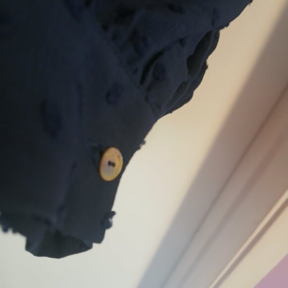 Beacon Appatel Women's Faux Wrap Swiss Dot Long Sleeve Navy Top NWOT - Picture 4 of 7